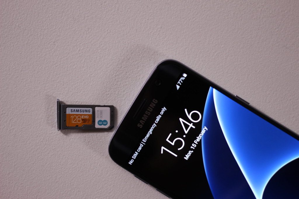   Samsung Galaxy MicroSDカードは防水ではありません
