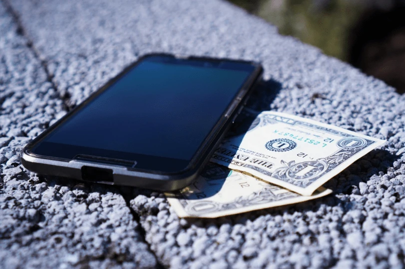 現金用のスマートフォン