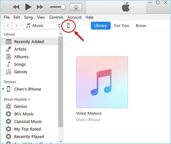 iTunesでiPhoneアイコンを選択します